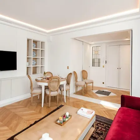 Appartamento Luxury Montaigne Parigi