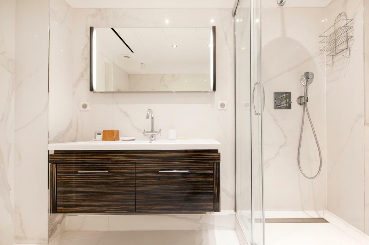 Apartment Luxury Montaigne